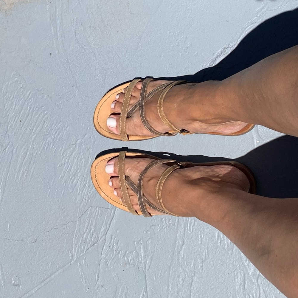 Chaco Sandals Size 10 Tan